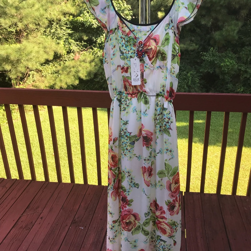JULIA WOMEN’S LONG FLORAL DRESS